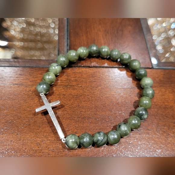 Irish Connemara Marble Cross Bracelet | Genuine Marble and Sterling Silver - Picture 3 of 3